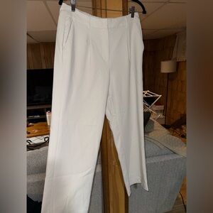 Old Navy Women's Cream Straight Leg Pants